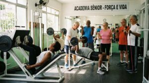 Como a Musculação na Terceira Idade Pode Ajudar a Prevenir a Demência